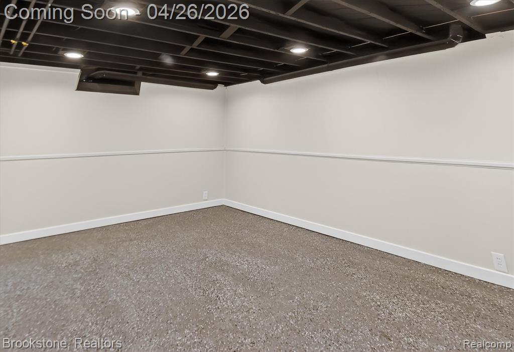 29807 Champine Street, Saint Clair Shores, MI 48082 — Photo 35