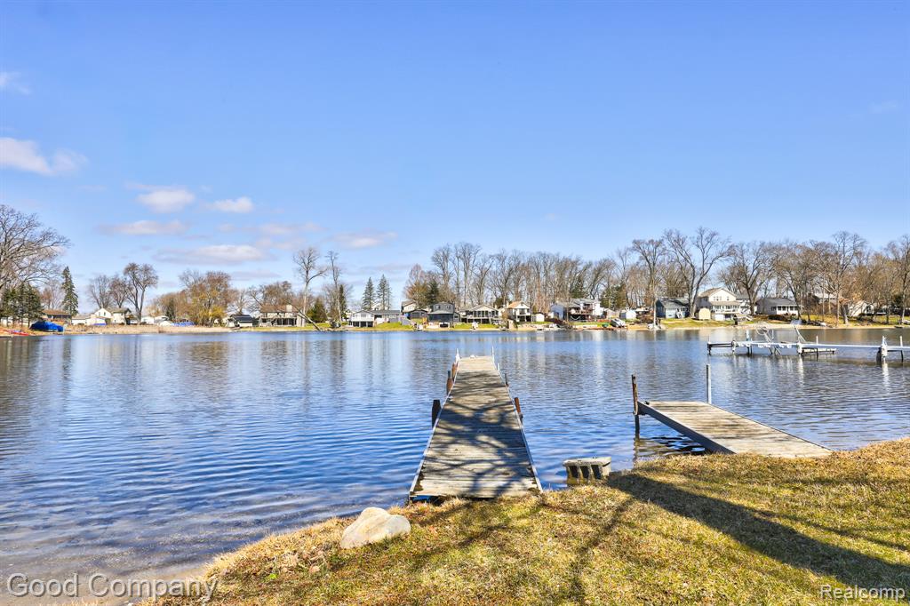 9526 Montgold Avenue, White Lake, MI — Photo 51