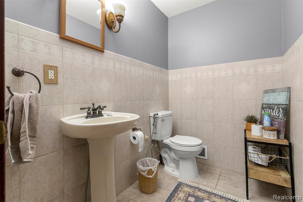 7718 Steadman Street, Dearborn, MI 48126 — Photo 20
