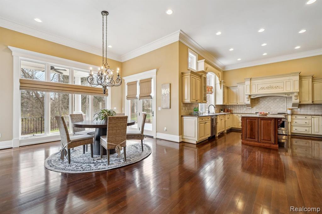 810 HIGHWOOD Drive, Bloomfield Hills, MI 48304 — Photo 10