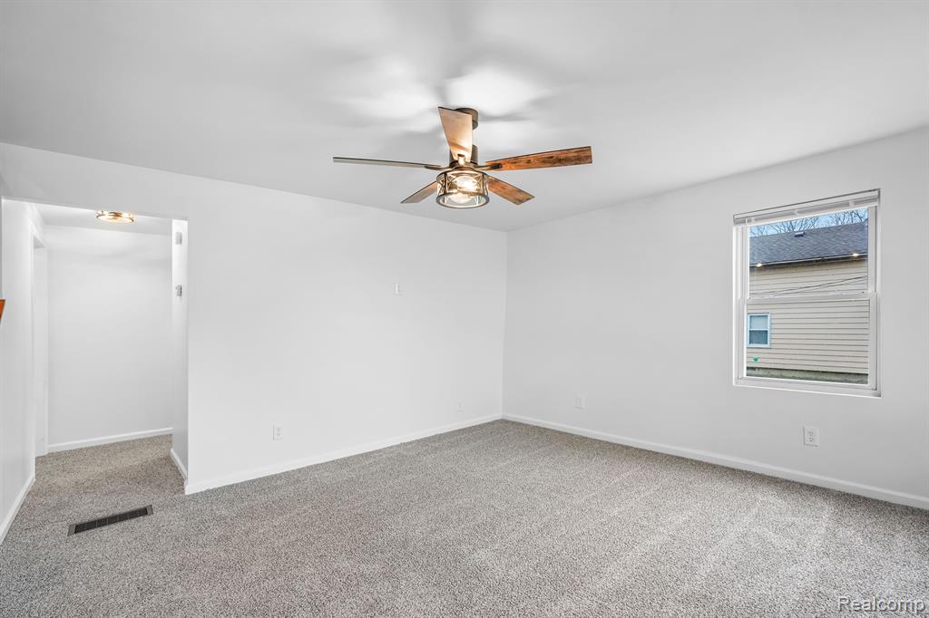 15411 33 MILE Road, Armada, MI — Photo 9