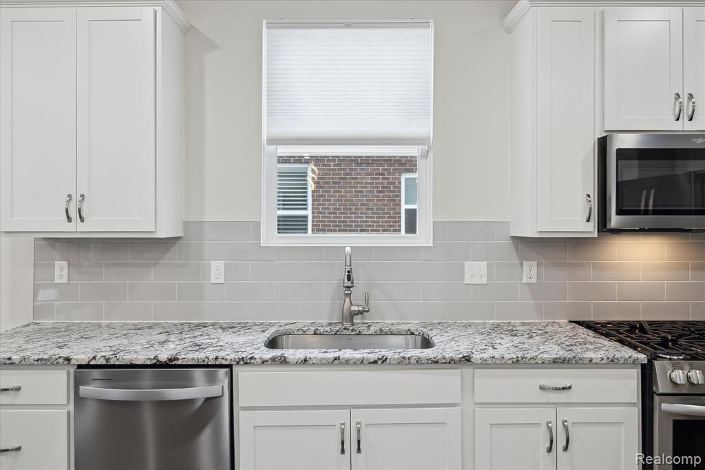 40633 Azalea Drive, Clinton Twp, MI 48036 — Photo 20