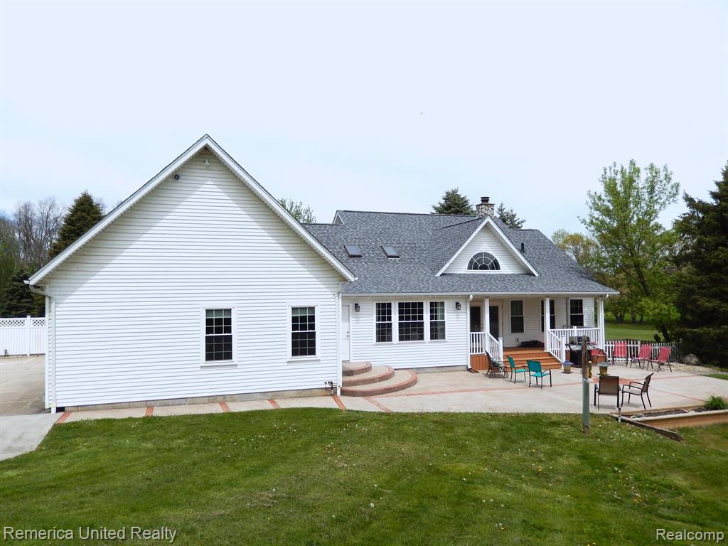 6740 HERBST Road, Brighton, MI 48114 — Photo 3