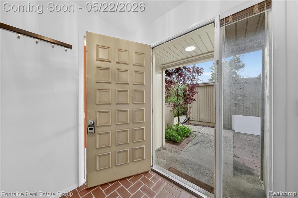 7406 Azalea Court, West Bloomfield, MI — Photo 34