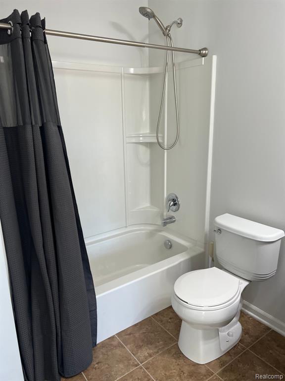 44525 Gwinnett Loop, Novi, MI — Photo 12
