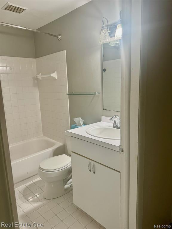 511 Longshore Drive, Ann Arbor, MI 48105 — Photo 18