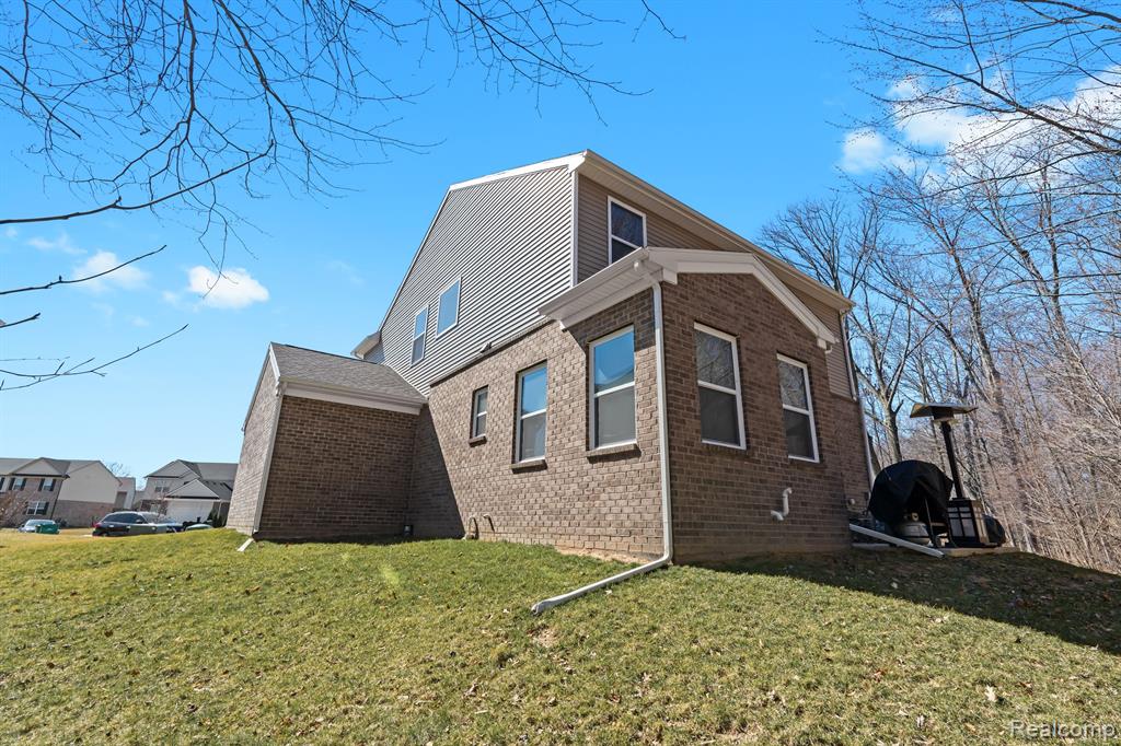 42884 FREDERICK, Van Buren, MI 48111 — Photo 27