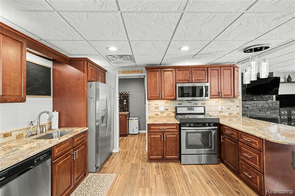 1281 Deer Creek Trail, Grand Blanc, MI 48439 — Photo 12