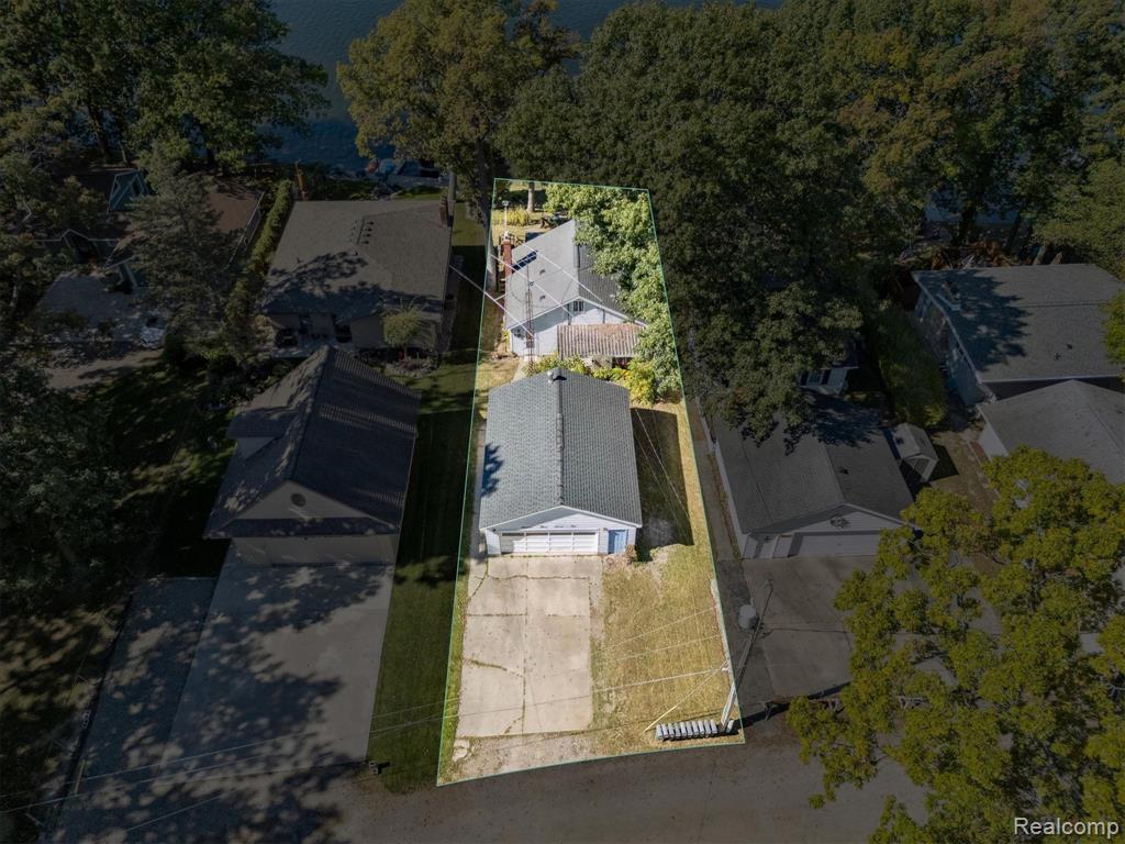 16372 Oak Hill Drive, Fenton, MI 48430 — Photo 41