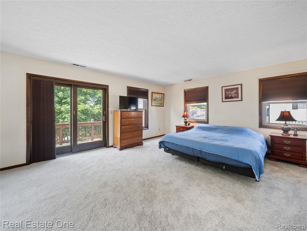 5065 Girard Drive, Pinckney, MI 48169 — Photo 17