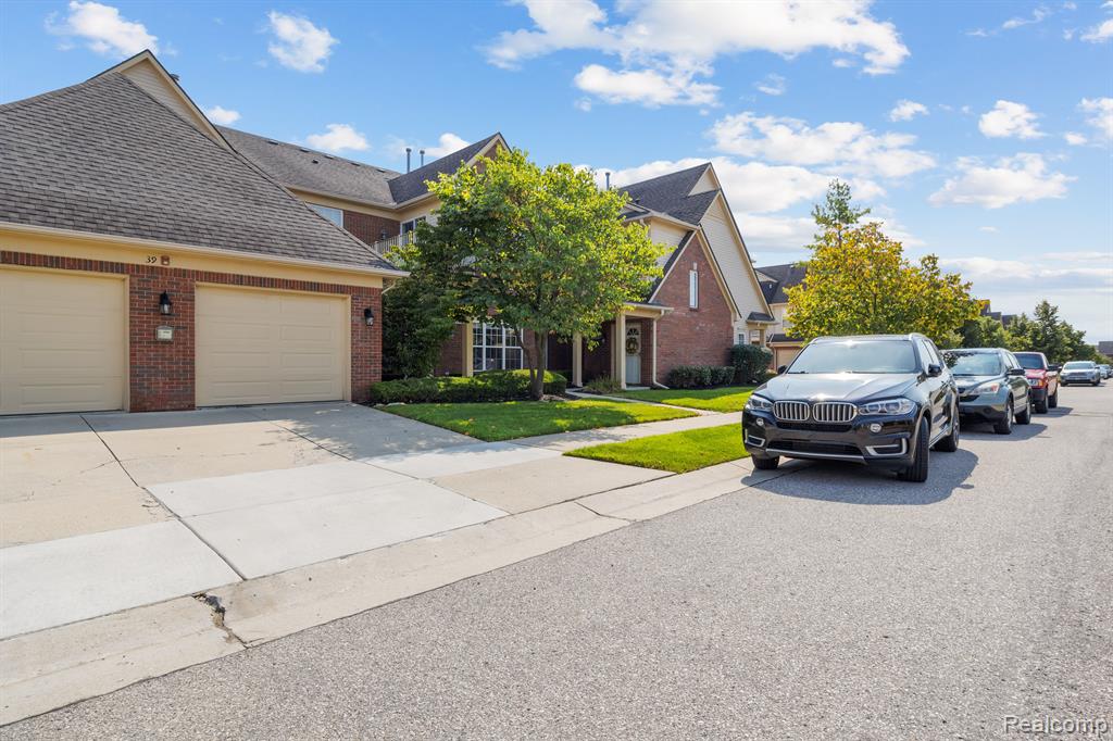 3951 CORNERSTONE Drive, 165, Canton, MI 48188 — Photo 24