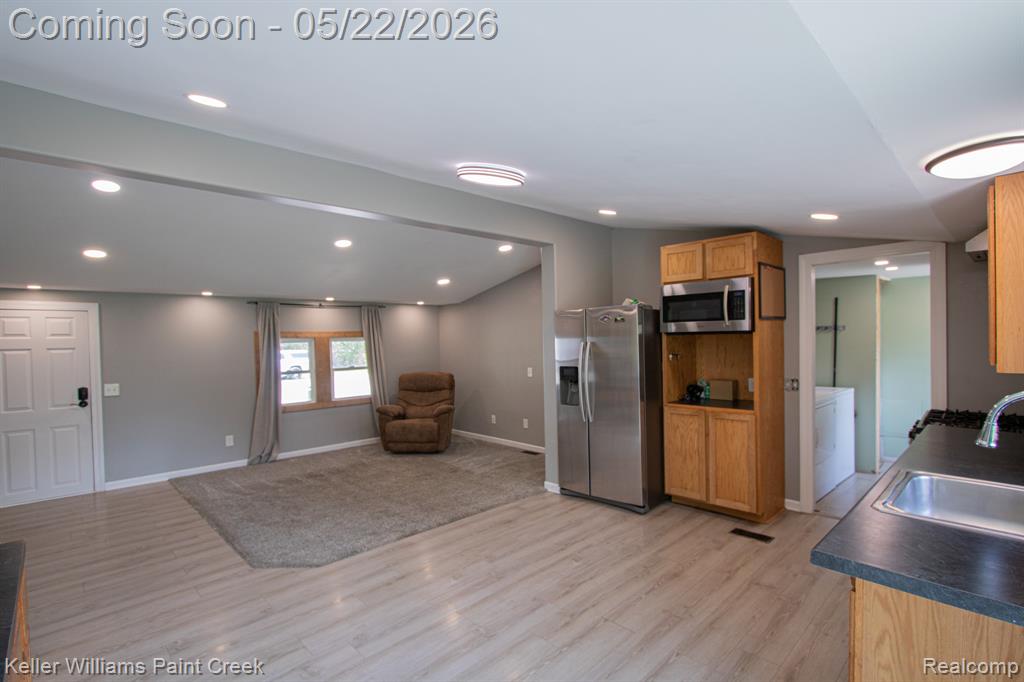 2189 Michigan Road, Port Huron, MI 48060 — Photo 11