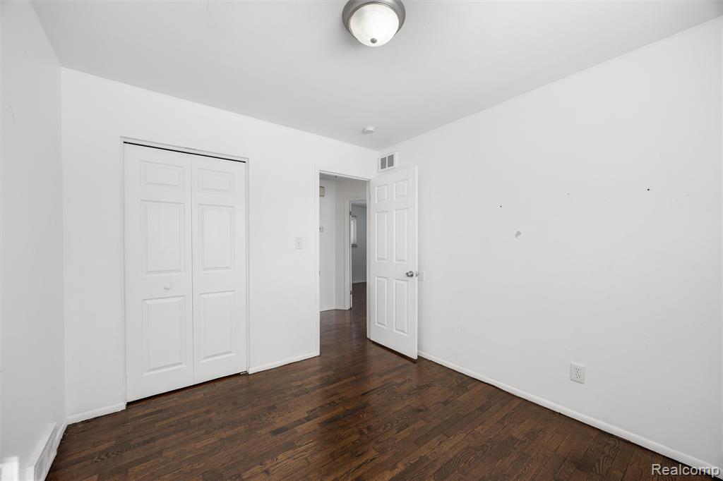 4348 Martin Road, Warren, MI 48092 — Photo 16