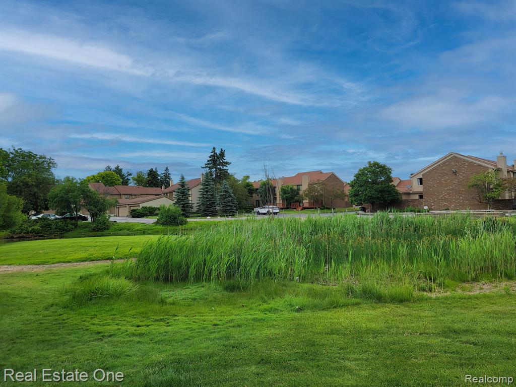 5102 ROCK Run, West Bloomfield, MI — Photo 22