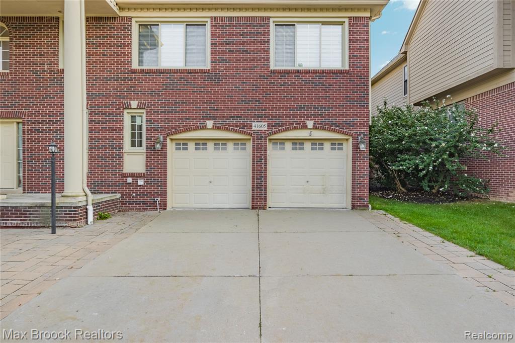 41605 Burroughs Avenue - Photo 5