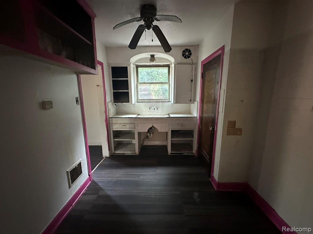 8279 Northlawn Street, Detroit, MI 48204 — Photo 4