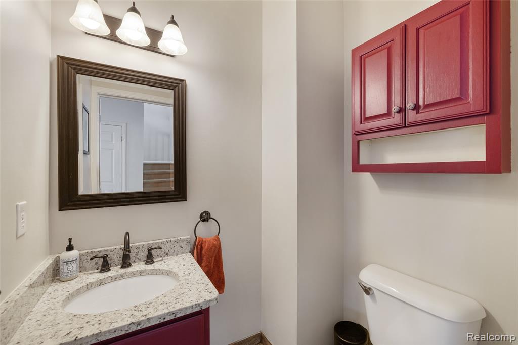 52400 Huntley Avenue, New Baltimore, MI 48047 — Photo 10