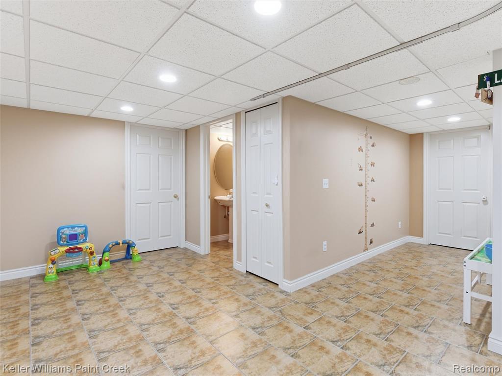 6731 Twickenham, Utica, MI 48317 — Photo 38