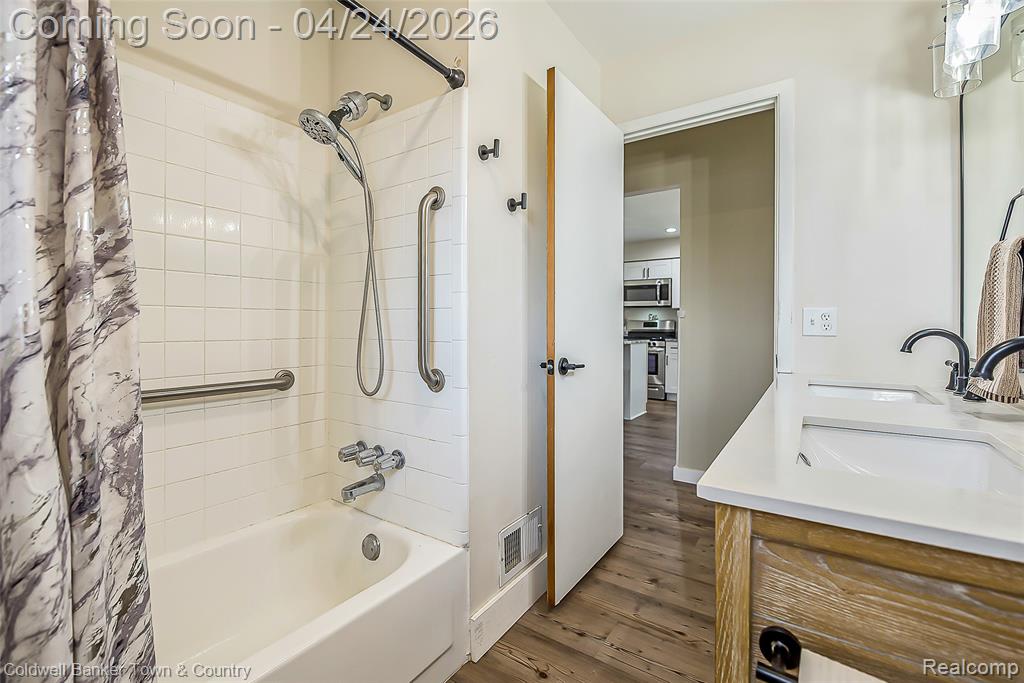 707 Glenwyth Road, Brighton, MI 48116 — Photo 19