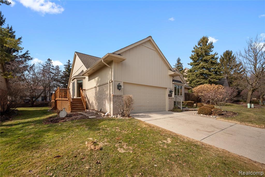 16807 Country Knoll Drive, Northville, MI 48168 — Photo 27