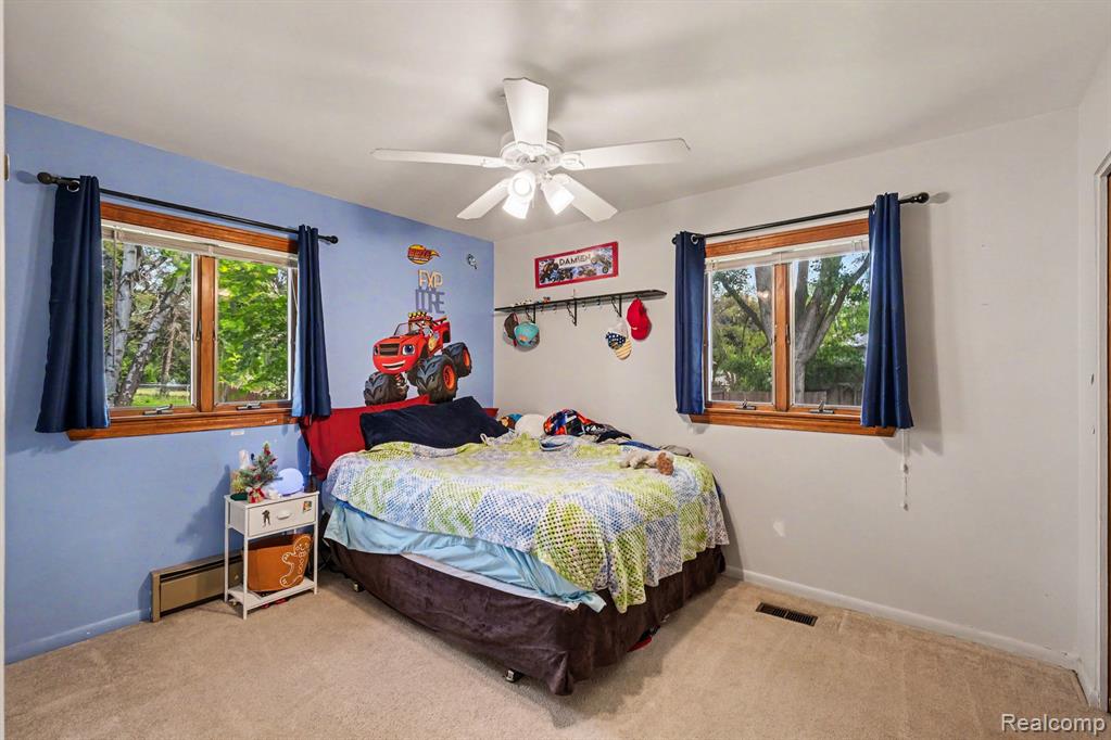 5449 S Genesee Road, Grand Blanc, MI 48439 — Photo 9