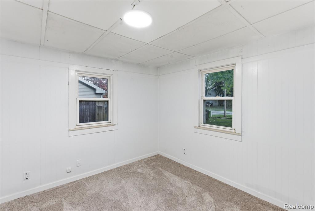2419 Montana Avenue, Saginaw, MI 48601 — Photo 13