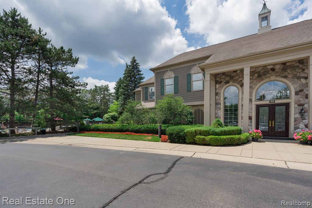 1903 Eagle Pointe, Bloomfield Hills, MI 48304 — Photo 39