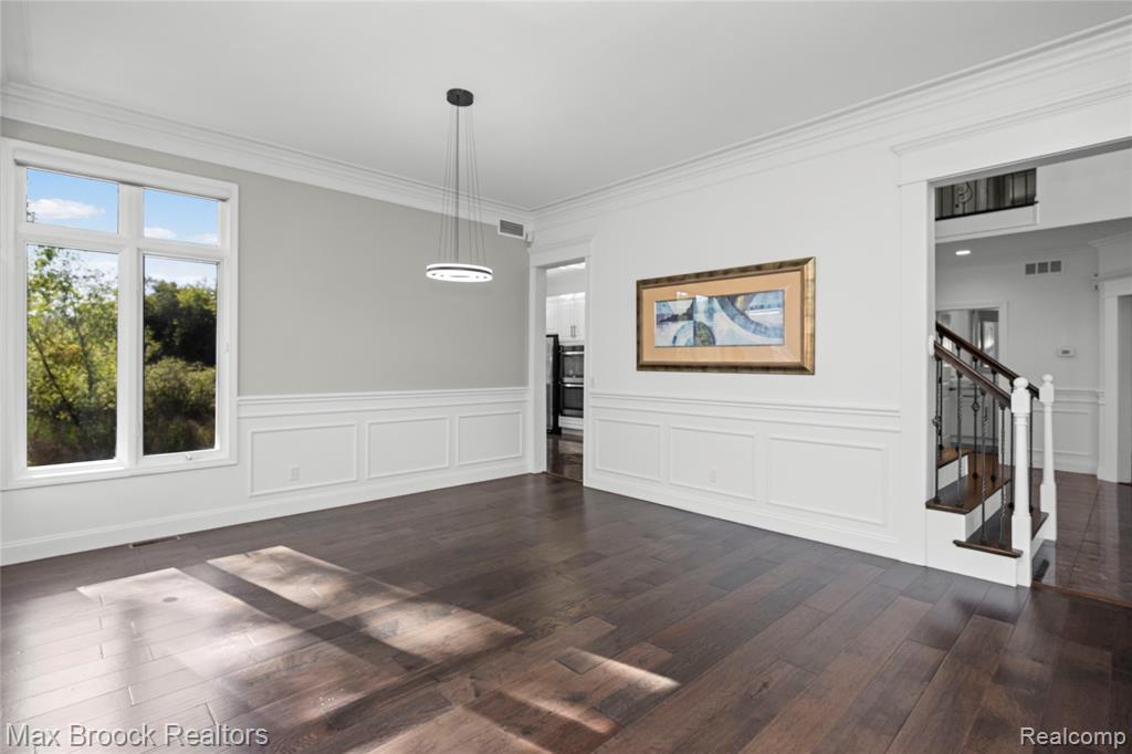 6664 Apple Blossom Trail, West Bloomfield, MI — Photo 11