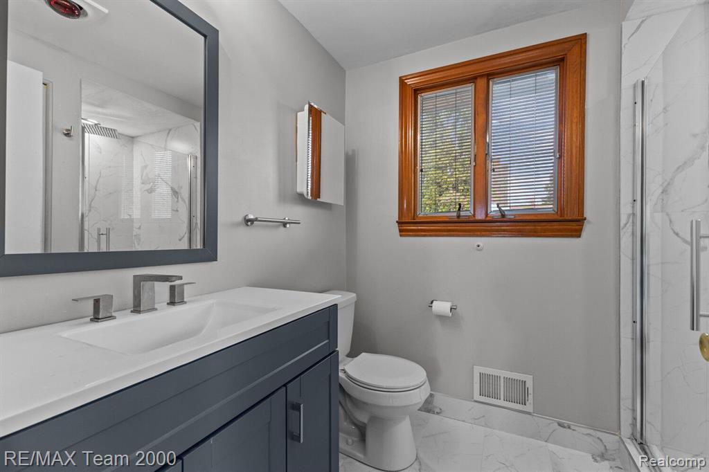 708 DOVER Street, Dearborn Heights, MI 48127 — Photo 22