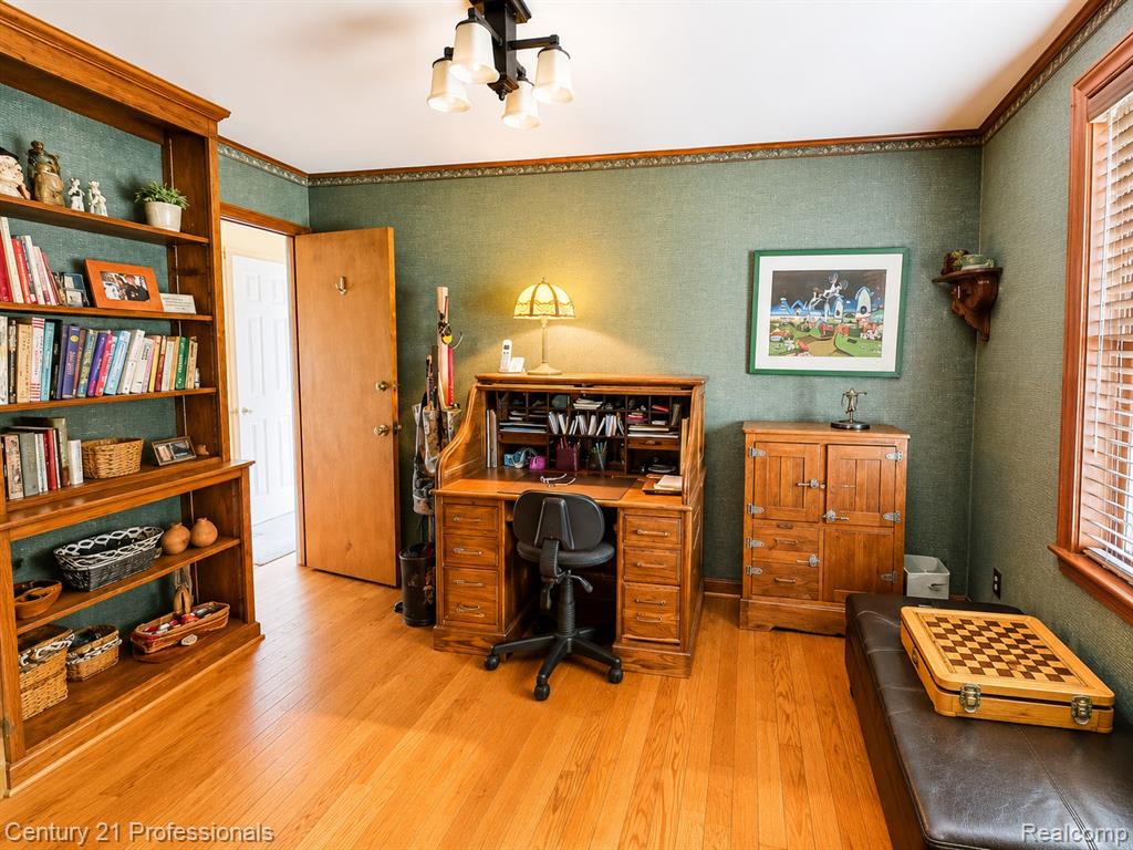 605 Lexington Boulevard, Royal Oak, MI 48073 — Photo 10