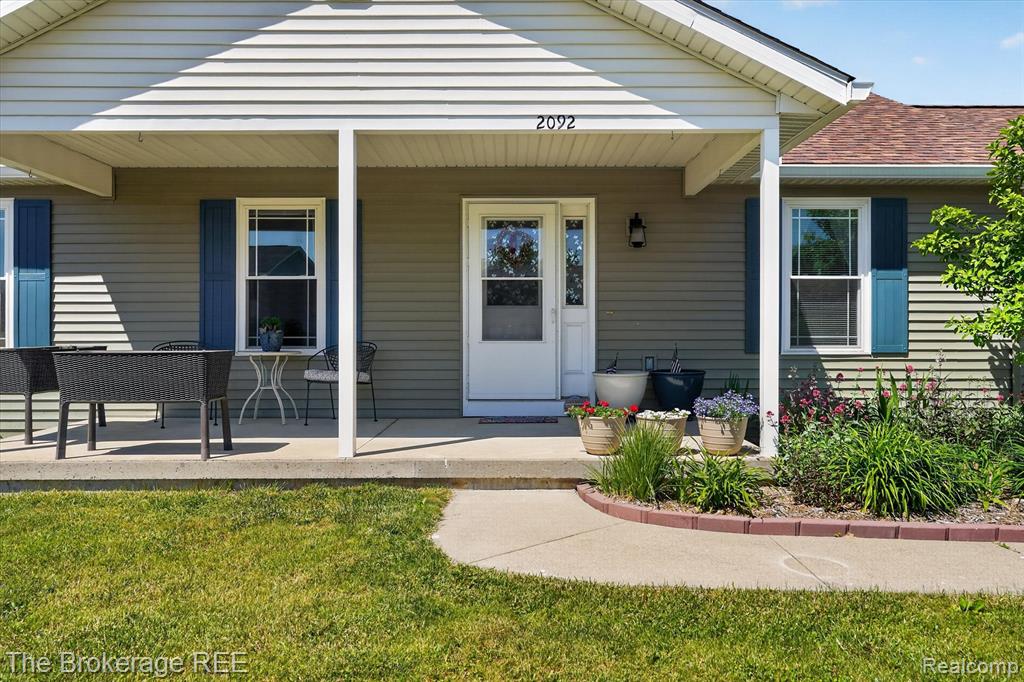 2092 Brier Crest Drive, Davison, MI 48423 — Photo 3