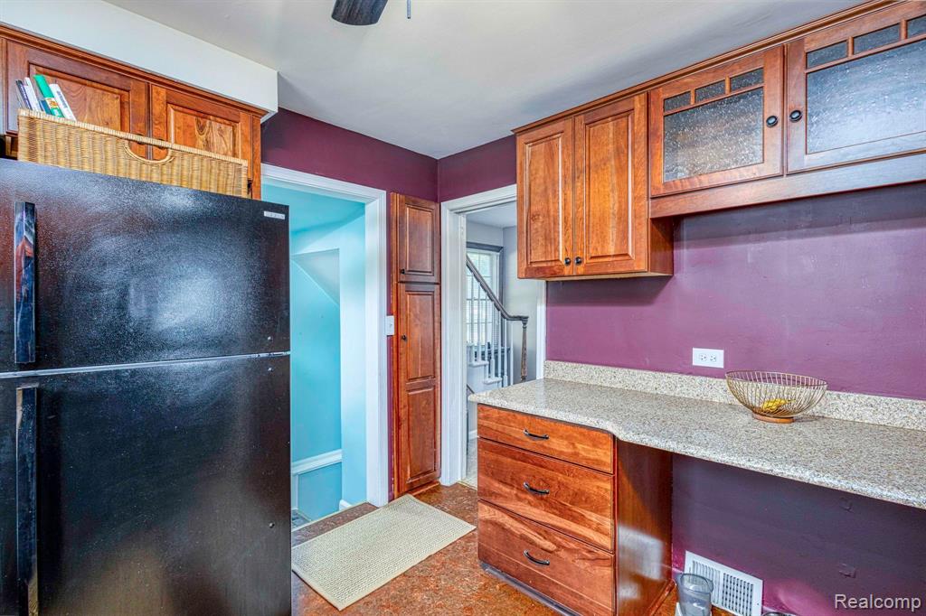 8125 MACKAY, Utica, MI 48317 — Photo 12