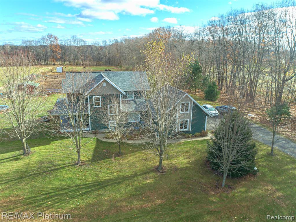 536 N CEDAR Road, Fowlerville, MI 48836 — Photo 42