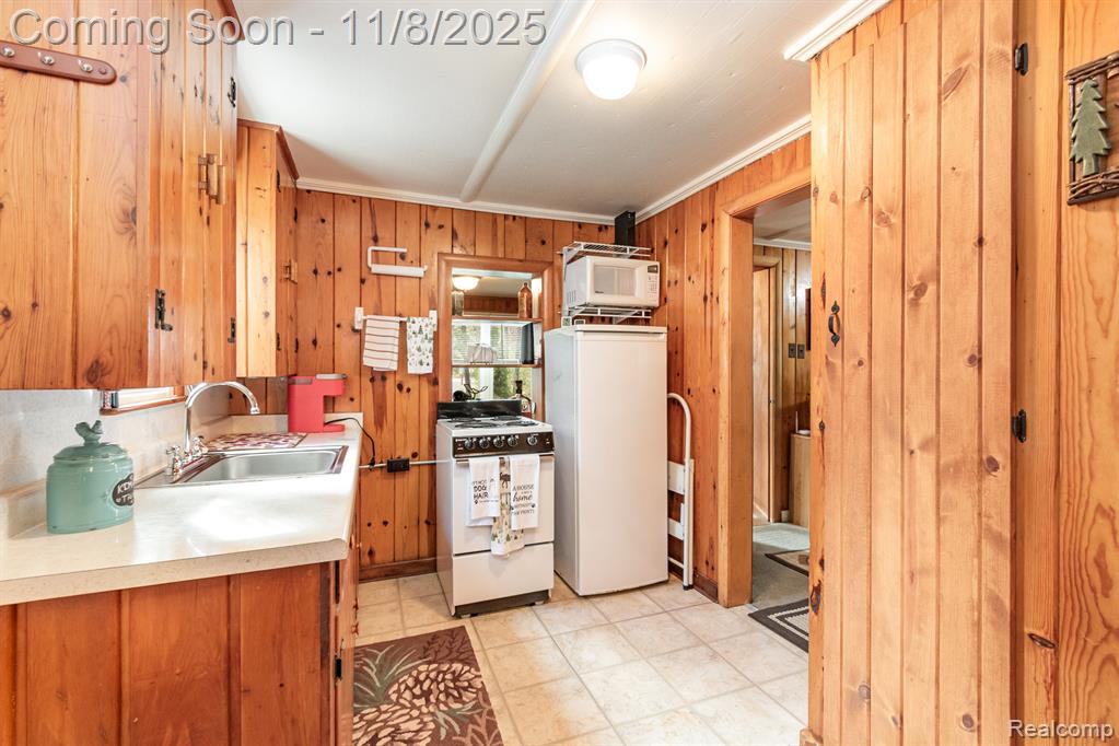 3506 County Road 612, Lewiston, MI 49756 — Photo 6
