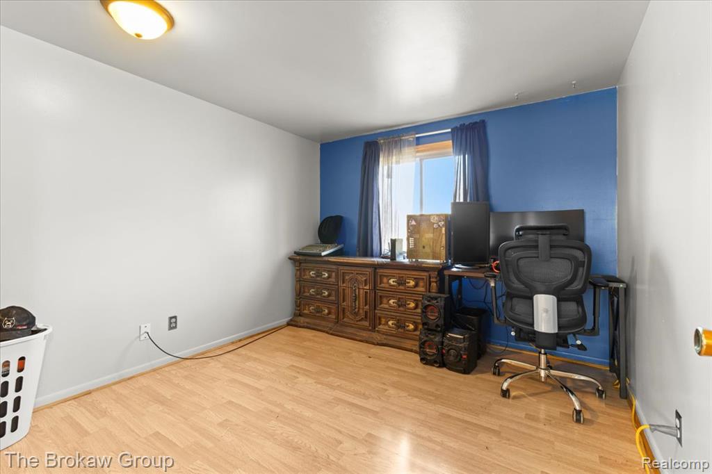 10490 Green Road, Goodrich Vlg, MI — Photo 30