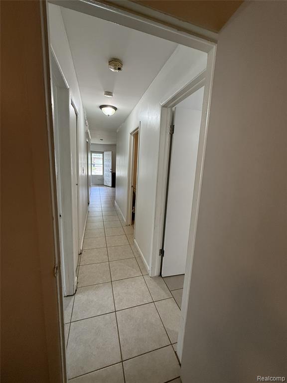 8412 Stephens Road, Warren, MI 48089 — Photo 12