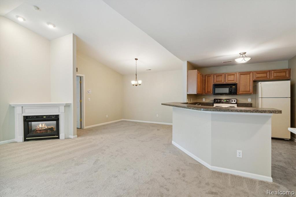 16871 DOVER Drive, Northville, MI 48168 — Photo 8