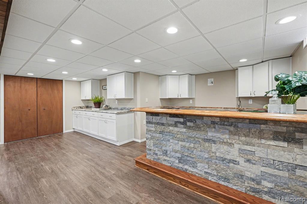 39712 Crystal Drive, Sterling Heights, MI 48310 — Photo 14