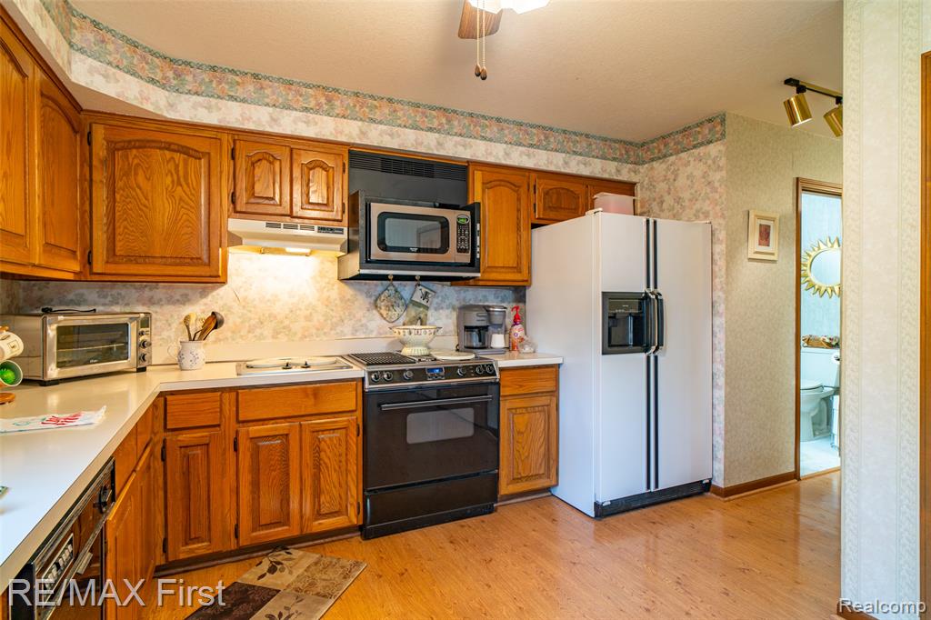 47799 Farmbrook Court, Chesterfield, MI — Photo 22