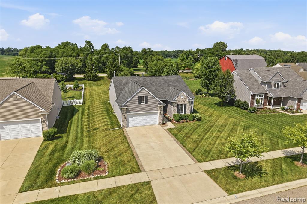665 Marblewood Lane, Saline, MI 48176 — Photo 37