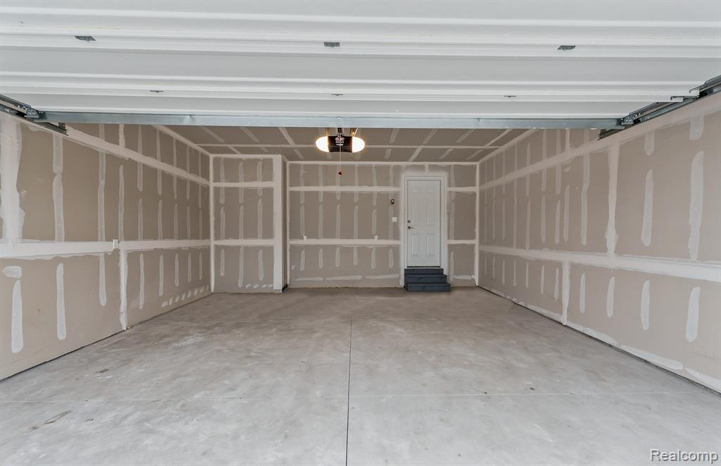 51079 Deerbrook Drive, Macomb, MI 48042 — Photo 26