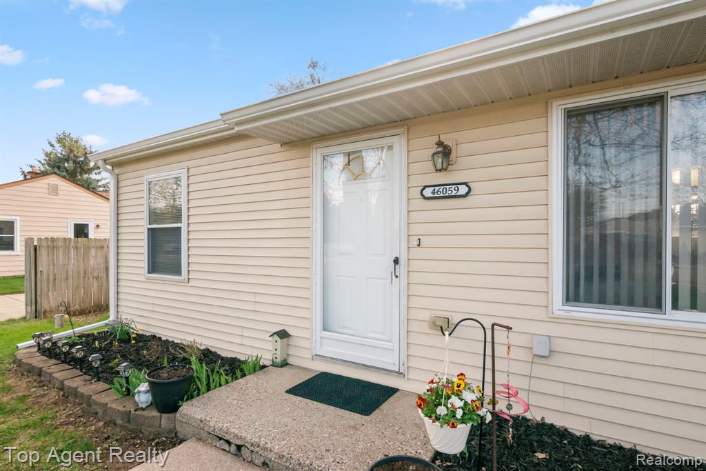 46059 Huling Street, Shelby Twp, MI 48317 — Photo 5