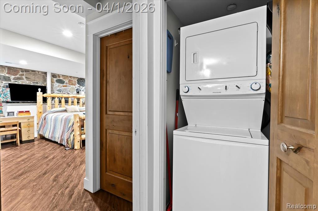 217 E Commerce Street, Milford, MI 48381 — Photo 15