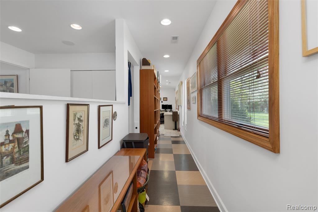 12959 Talbot Lane, Huntington Woods, MI — Photo 18