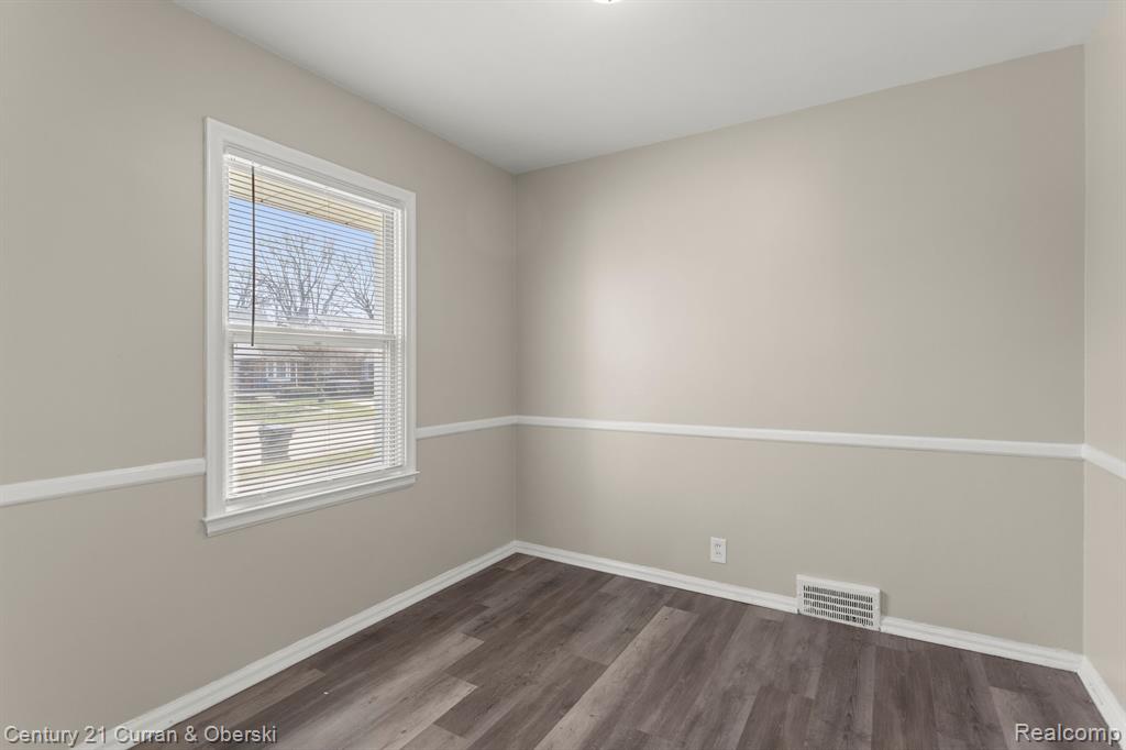 5559 BLUEHILL Street, Detroit, MI 48224 — Photo 8