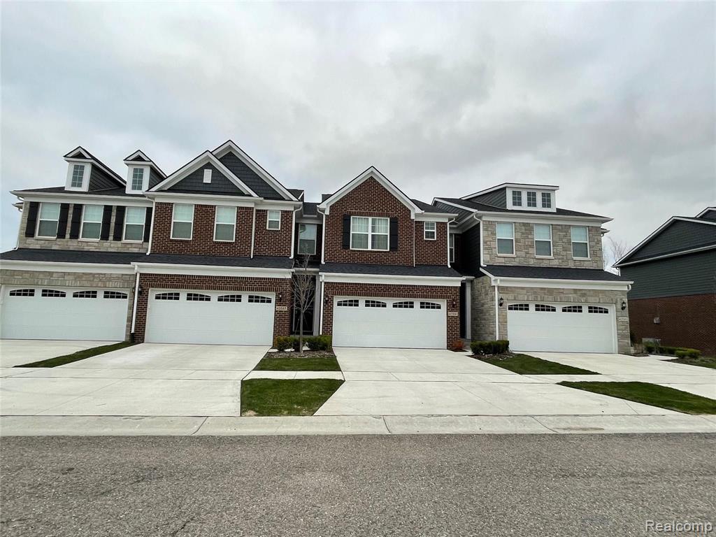 43591 CHANCELLOR LANE, Novi, MI — Photo 29