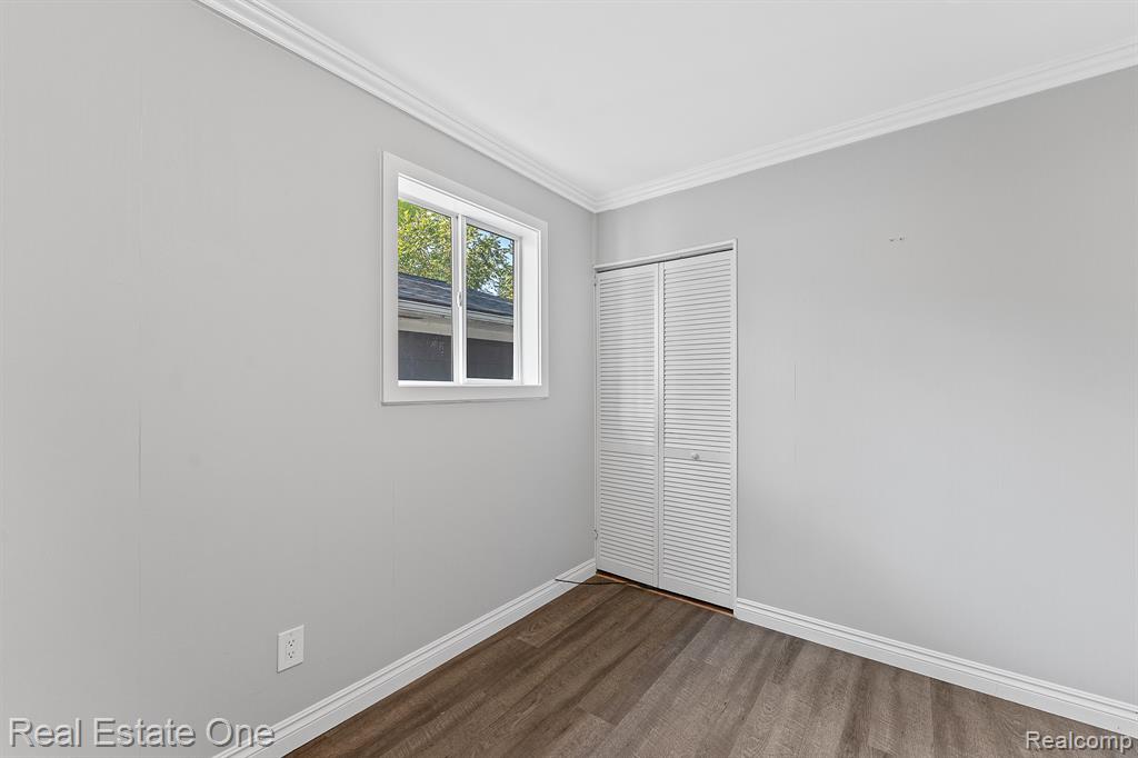 78 Cadillac Street, Pontiac, MI 48342 — Photo 17