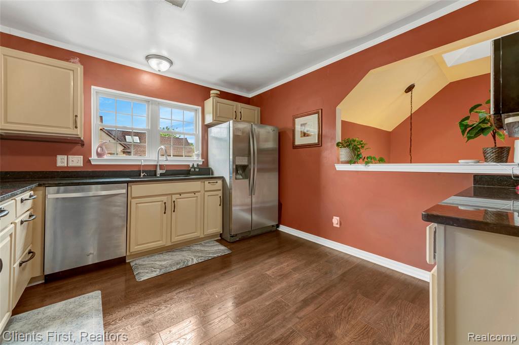 41495 COPPER CREEK Drive, Canton, MI 48187 — Photo 18