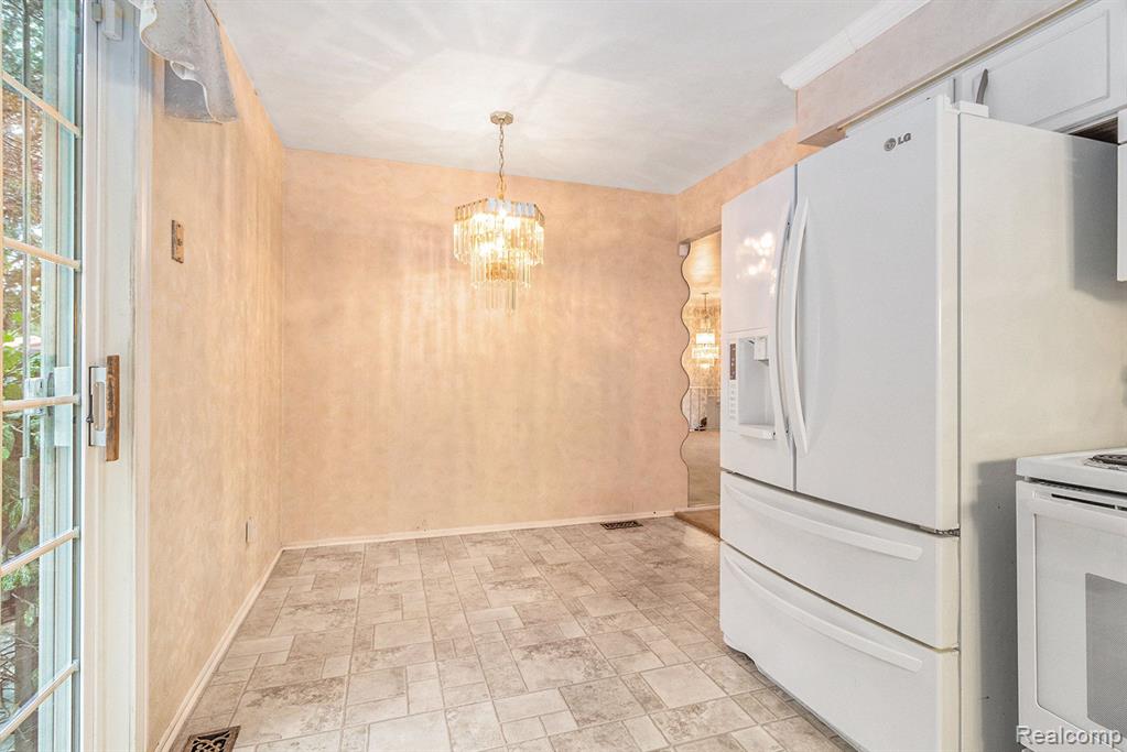 6034 S Miami Street, Ypsilanti, MI 48197 — Photo 14