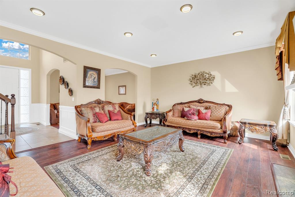 4122 Hawks Nest Road, Utica, MI 48317 — Photo 23